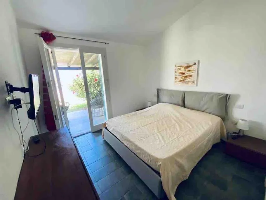 Villa Con Piscina Sulla Spiaggia Di Porto Giunco. Notteri 0*,
