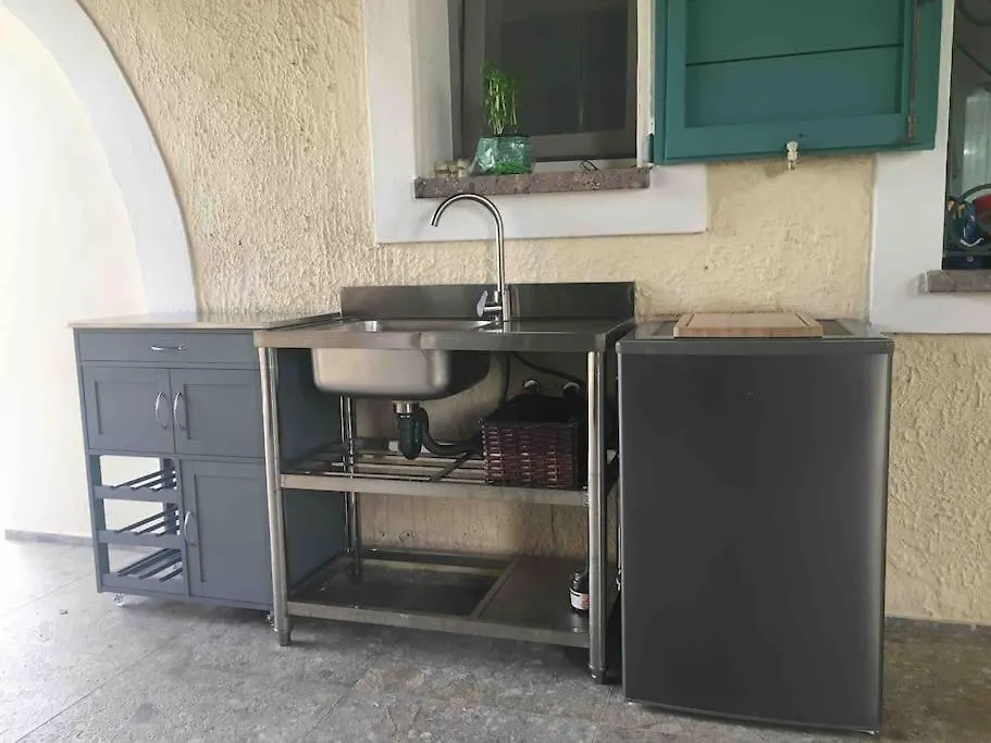 Villa Con Piscina Sulla Spiaggia Di Porto Giunco. Notteri
